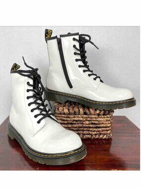 Dr Martens 1460 Y White Patent Combat Boots with Size Zip Womens Size 6